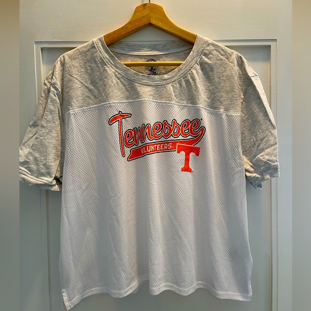 NCAA Tennessee Volunteers Women’s White Mesh Yolk T-Shirt XL